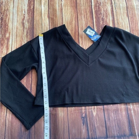 Genx Clothing Women’s Long Sleeve V Neck Rib Knitted Black Crop Top Size Small - Picture 6 of 10